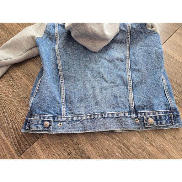 Levi’s Men’s Hybrid Hoodie Trucker Jacket Size S Blue Denim Streetwear Vibe Fall - Picture 11 of 11